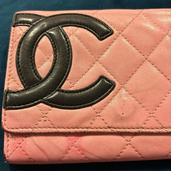 Chanel Pink Quilted Wallet - Picture 3 of 15